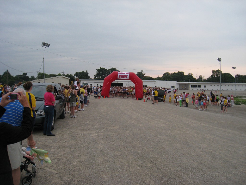 Solstice 10K 2010-06 0050.jpg - The 2010 running of the Northville Michigan Solstice 10K race. Six miles of heat, humidity and hills.